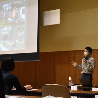 ヒグマへの知識と対応学ぶ　講演会、ごみの管理など有効(2021-11-25)