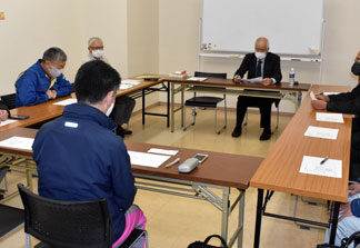 名所幣舞橋、歩道除雪できれいに　ボランティアの会総会(2021-11-11)