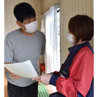 「電話で人権相談を」　釧路ヤクルト販売が啓発(2021-11-21)