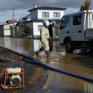 釧根大荒れ 生活に影響　阿寒湖温泉で173㍉、一部に「避難指示」(2021-11-11)