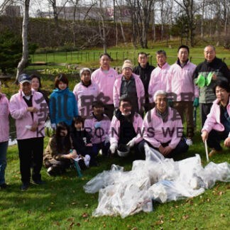 街の美化に貢献　根室ロータリーク(2021-11-26)