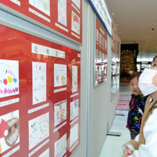 サンタさんへの手紙 道内優秀作品を展示　イオンモール釧路昭和　(2021-11-20)