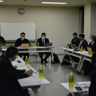 元社員横領は８００万円　クレインズ株式会社、借り入れ７０００万円、５年で返済(2021-11-30)