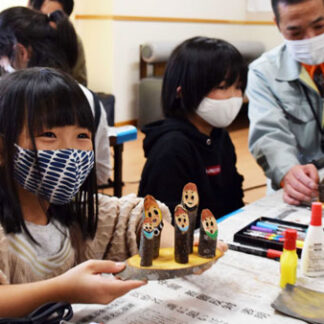 木のぬくもりに触れて　音別で木育教室(2021-11-09)