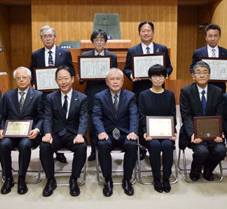 長年の献血運動に貢献　献血推進協、９団体表彰、伝達式(2021-11-21)