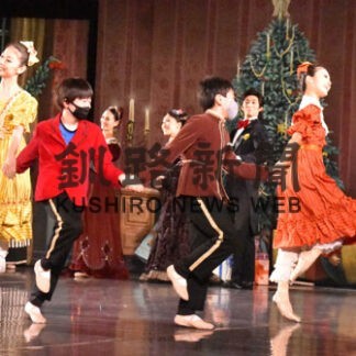 東京のバレエ団 釧路共栄小学校で公演(2021-11-06)