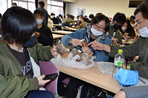 未来の教員に森林林業出前授業 道教育大学釧路校で振興局(2021-11-24)