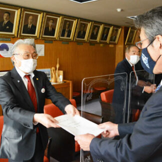 柳町スケート場、屋内化を　スポーツ協が市に早期検討要請(2021-12-01)