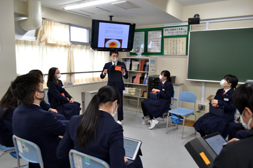 【元旦号2B】授業に組み入れ活動実践 道教大附属釧路義務教育学校後期課程_1(2022-01-01)