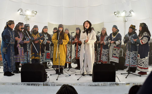 音楽を中心に、アイヌ民族と和人の交流をテーマとして開かれた「阿寒ユーカラ ウタサ祭り」(2020年2月)