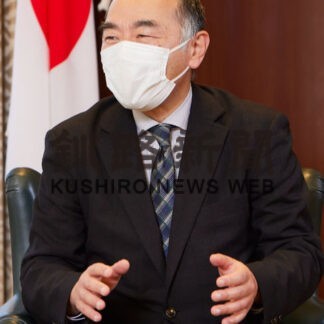 アウトドア観光の振興などについて聞く星社長