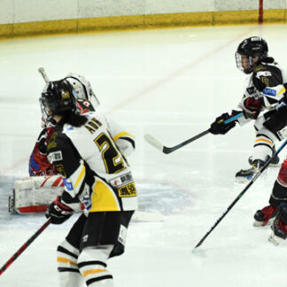 釧路勢白星発信　アイホ女子日本リーグ2次リーグ開幕_1(2021-12-04)