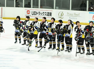 釧路ベアーズ Ｂ首位で終えるＩＨ女子2次リーグ(2021-12-06)