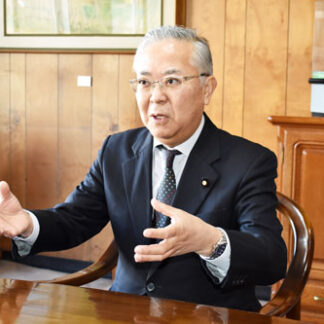 ウニ種苗放流で実証実験　横山参院議員、年末あいさつ(2021-12-15)