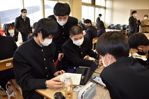 若者目線で地域課題解決 高校生ミーティング、活動計画を発表(2021-12-16)