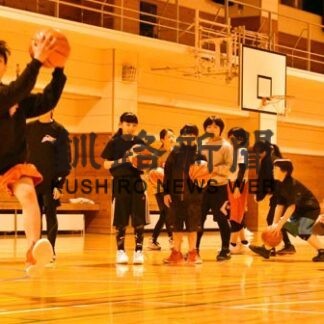 ミニバスケ初の全道「一丸で」　中標津少年団健闘誓う_1(2022-01-12)