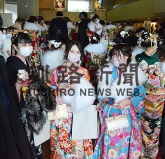 新成人　大人への抱負　「行動に責任、地域貢献、自立した生活」(2022-01-10)