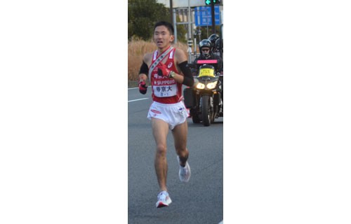 小野選手(白糠出身)1区快走 箱根駅伝(2022-01-03)