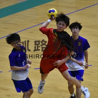 男子・ストリートファイターズ、女子・釧江南高Ｖ　ハンドボール会長杯(2022-01-16)