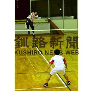 バド根室管内一目指し熱戦　２年ぶり総合選手権(2022-01-28)