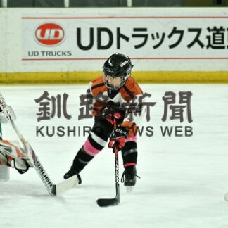 ウエストライジング、攻撃緩めず１１得点　全道小学生全道小学アイホ(2022-01-09)