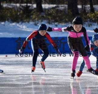 シーズンの幕開け、スケート大会熱戦(2022-01-22)