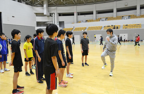 釧路地方陸上競技協会が冬季合同練習会(2022-01-09)