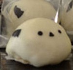 「シマエナガ」まんじゅう発売　写真家とコラボ「魅力発信」菓子処松屋_1(2022-02-12)