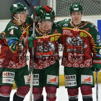 クレインズ最終戦大勝　全日程終了、横浜グリッズに１１－１(2022-03-15)