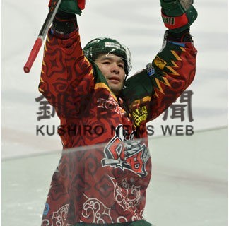 クレインズ、延長制す　今季最終カード初戦(2022-03-13)