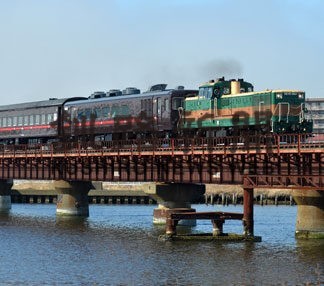 ＳＬ湿原号乗客１０％減６４００人　21年度、流氷号は４８％増(2022-04-03)