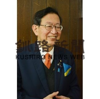 両市の結び付き強めたい　元鳥取市長・竹内功参院議員が来社(2022-04-17)