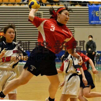 高体連ハンドボール　釧工、釧江南が決勝進出　女子は釧江南─釧商_1(2022-05-15)