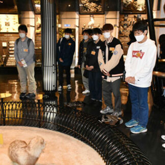 釧路の歴史や産業に理解　公立大生 博物館や展望台を見学(2022-06-04)