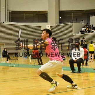 瀧ケ平 全国まであと一歩　全道高体連バドミントン(2022-06-28)