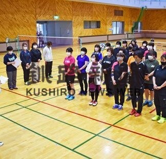 池田さんしのびプレー　釧路町でバドミントン大会(2022-06-21)