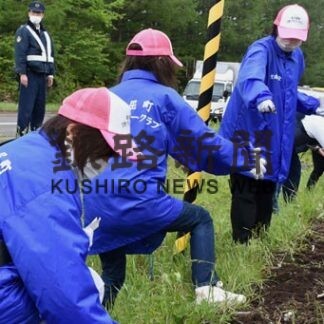 願い込めヒマワリ種植え　交通事故防止へ思い新た(2022-06-02)