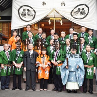 新調反転で節目祝う　釧路八幡宮「青葉会」が設立３０周年(2022-06-30)