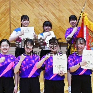 釧鳥取女子 初優勝　中体連バドミントン釧路地区(2022-06-27)