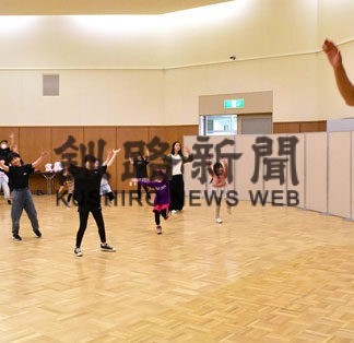 ＵＳＡさんと一緒にダンス！　根室で小中生体験教室(2022-07-01)