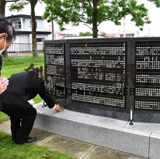 犠牲者の冥福祈る　根室空襲から７７年、２つの追悼式(2022-07-16)