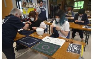 アイヌ料理と刺しゅうに挑戦　白糠で二つの講座_1(2022-07-19)