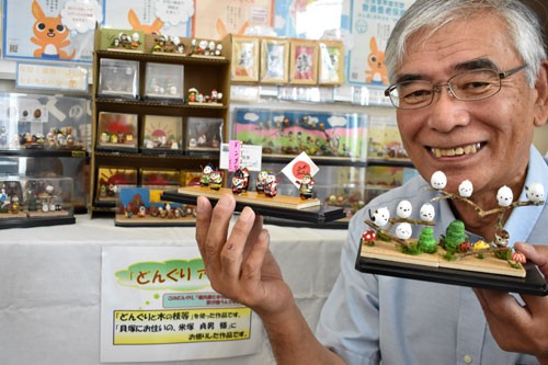 ドングリでジオラマ 米塚さんアート展(2022-07-29)