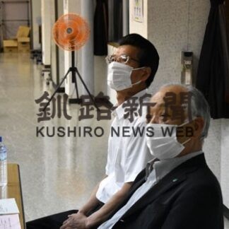 郷さん「応援に感謝」　別海で報告会_1(2022-07-06)