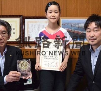 岩淵さん全国で健闘誓う　小学生羽球大会出場(2022-07-19)