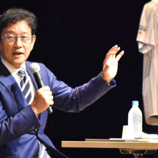 選手の横顔など語る　ハム栗山前監督の講演会盛況(2022-07-02)