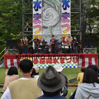 グルメや音楽 花火楽しむ　春採湖水まつり３年ぶり実施(2022-08-14)