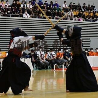 全中剣道 釧路で開幕　総勢７６９人、日本一目指す(2022-08-20)