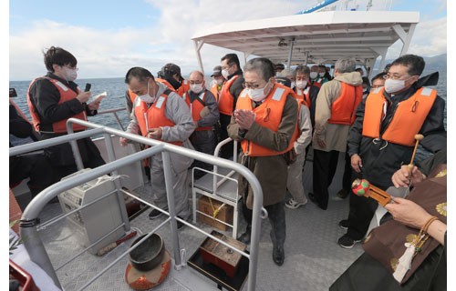 羅臼、独自に洋上慰霊 2年連続、来月17日に(2022-08-31)