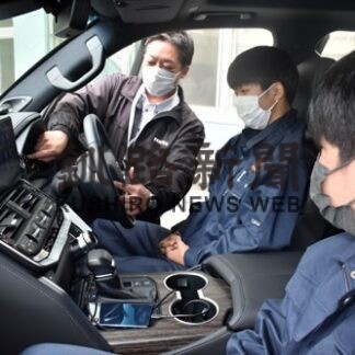 自動車整備理解深めて 釧工で出前授業(2022-08-29)